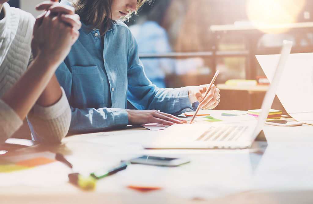 香港開設(shè)賬戶:境內(nèi)跨境公司是否能在香港開戶? 香港開設(shè)賬戶:境內(nèi)跨境公司是否能在香港開戶?